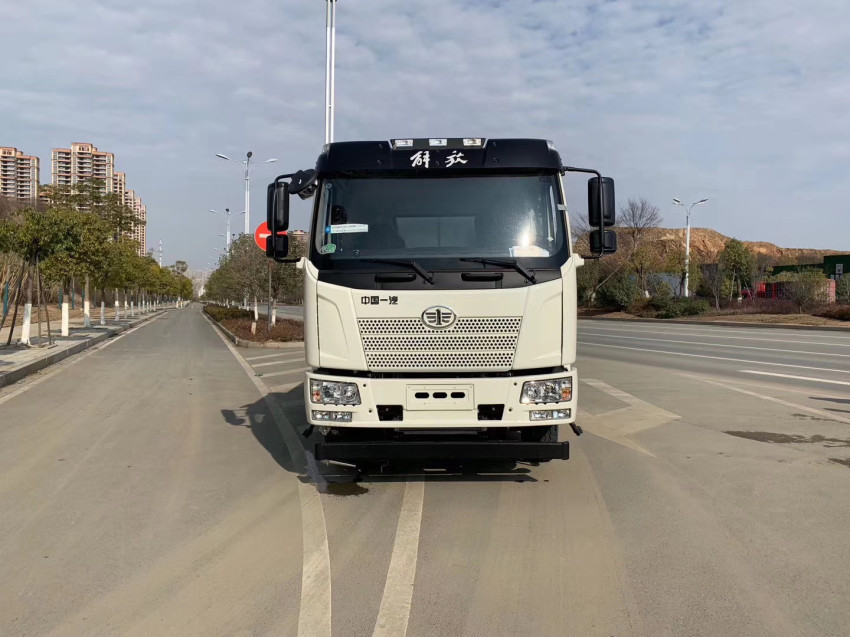 解放灑水車