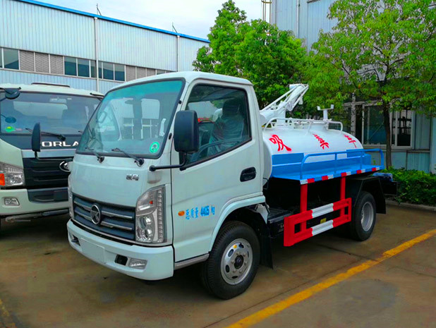 凱馬藍牌吸糞車-藍牌吸糞車