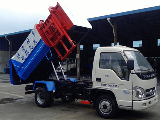 福田小卡4-5方掛桶式垃圾車-4-5方掛桶式垃圾車