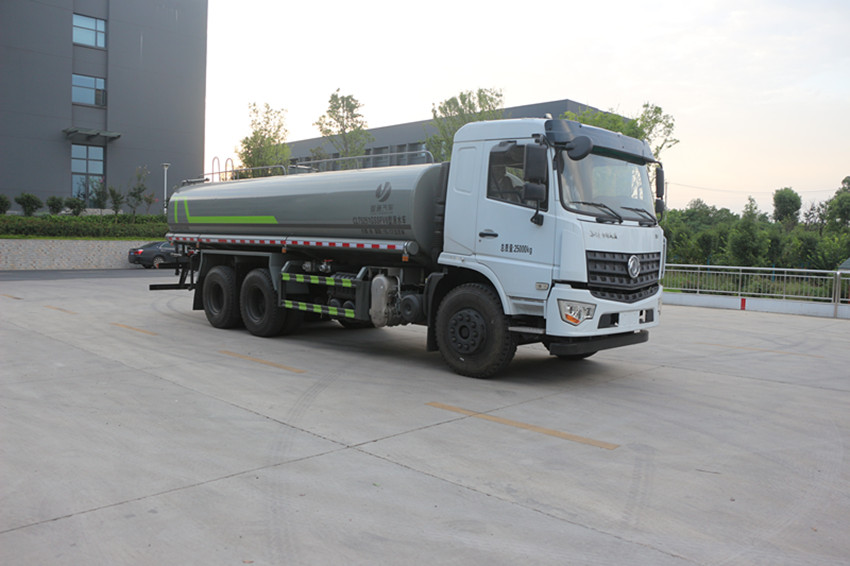 大型灑水車