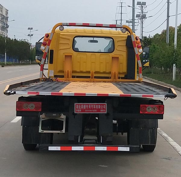 舜德牌SDS5086TQZB6型清障車