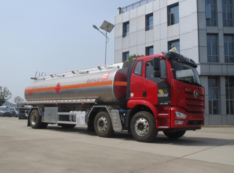 醒獅牌SLS5263GYYC6型運油車