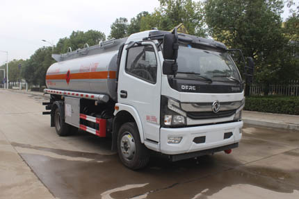 潤知星牌SCS5121GYYEQ6型運油車