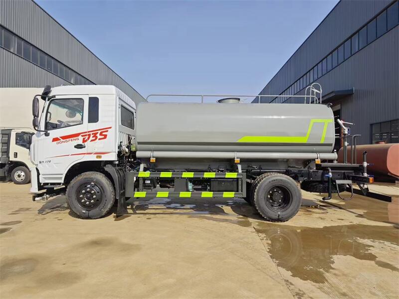 東風(fēng)玉柴170匹馬力灑水車-12噸灑水車-湖北盈通